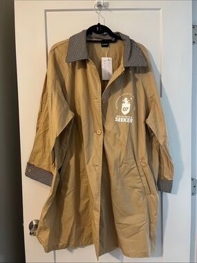 SHEIN Mustard-Tan Lightweight Harry Potter Seeker Jacket with Patterned Trim